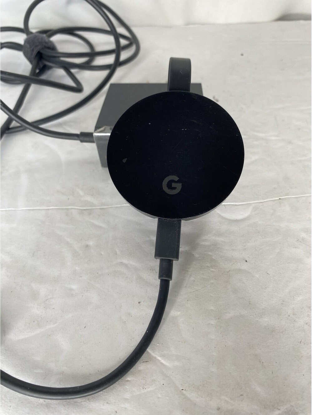 Google Chromecast ULTRA 4K HDR HDMI Wi-Fi Ethernet Media Streamer NC2-6A5-D